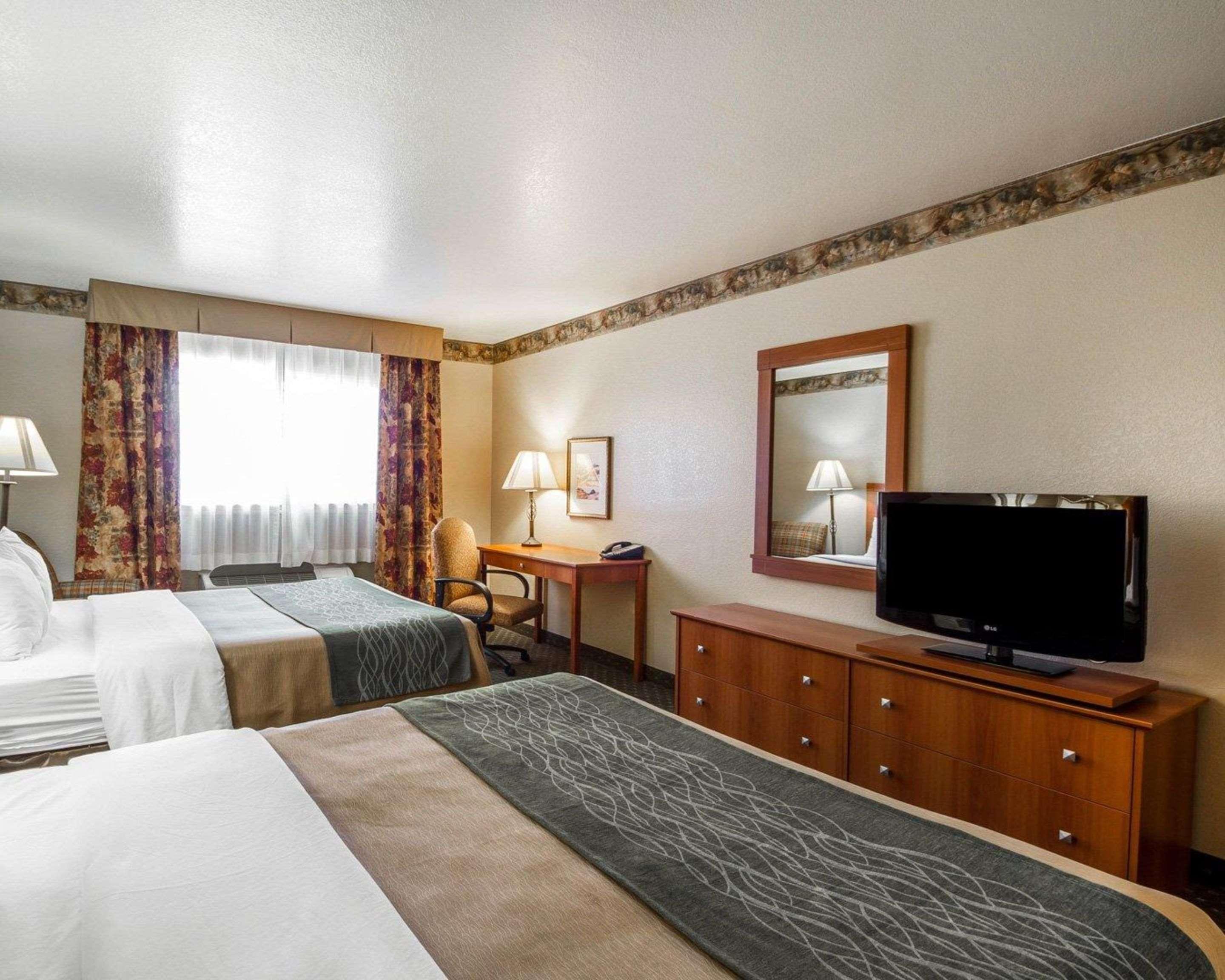 Comfort Inn & Suites Ukiah Mendocino County Exterior foto